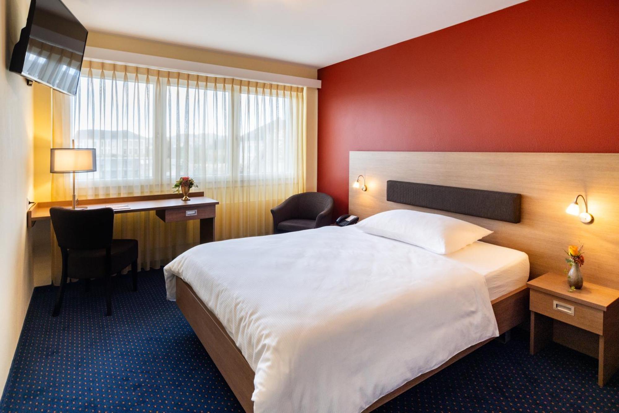 Hotel Drei Koenige Einsiedeln Kültér fotó
