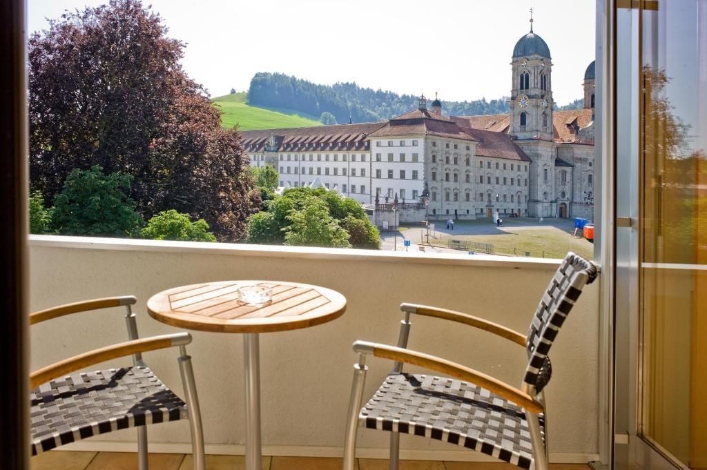 Hotel Drei Koenige Einsiedeln Szoba fotó